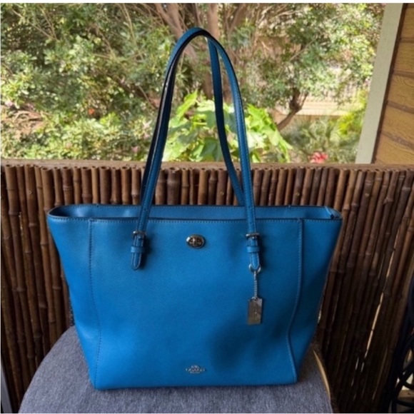 Coach Handbags - COACH blue tote